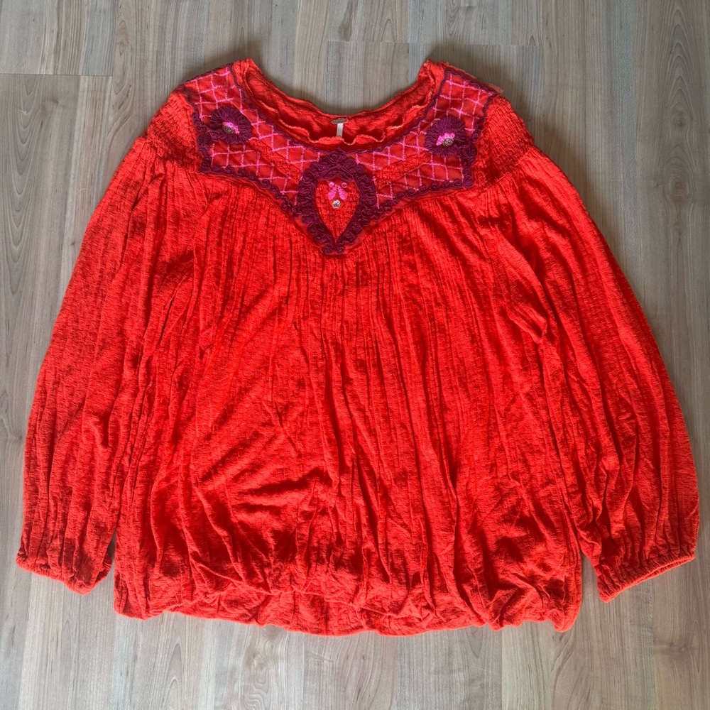 NWOT Free People Begonia Embroidered Boho Top Red Size Small - Picture 2 of 7